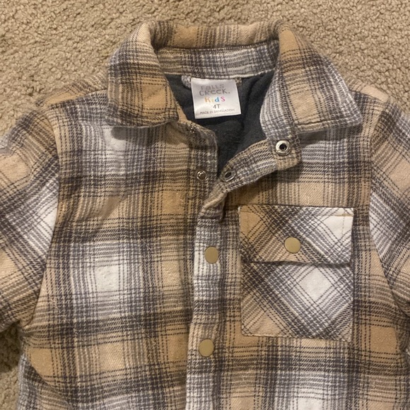 Plaid Toddler Shacket - Picture 2 of 6